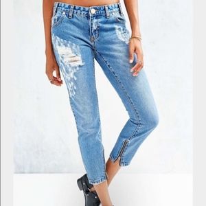 ❌SOLD❌ONE TEASPOON PACIFICA TRASHED FREEBIRDS